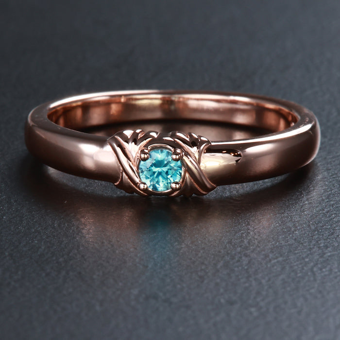 Uniquely detailed 1 stone mothers ring