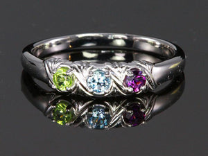 Uniquely detailed 3 stone mothers ring - mothers family rings