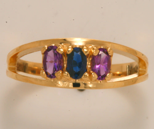 Three Stone Oval Mothers Ring* - MothersFamilyRings.com